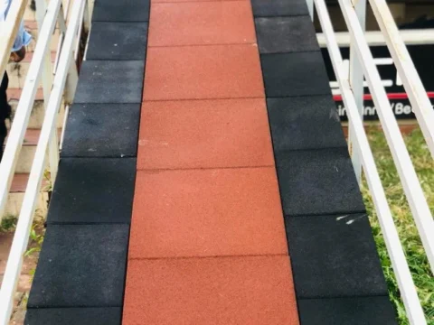 Kauçuk Zemin Kaplama